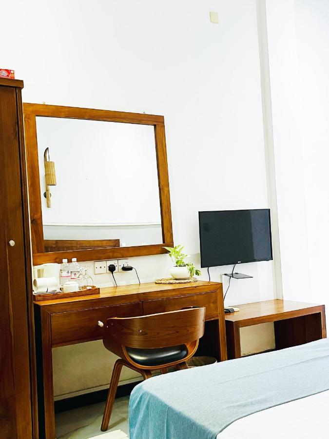 Grand Rockland Hotel Matara Esterno foto