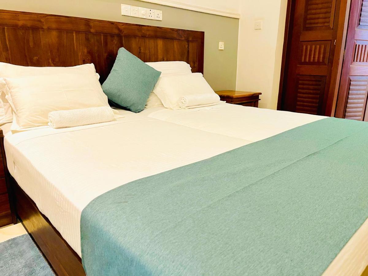 Grand Rockland Hotel Matara Esterno foto